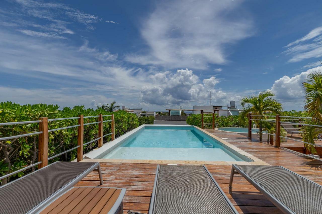 Papaya Plus Playa del Carmen Exterior photo